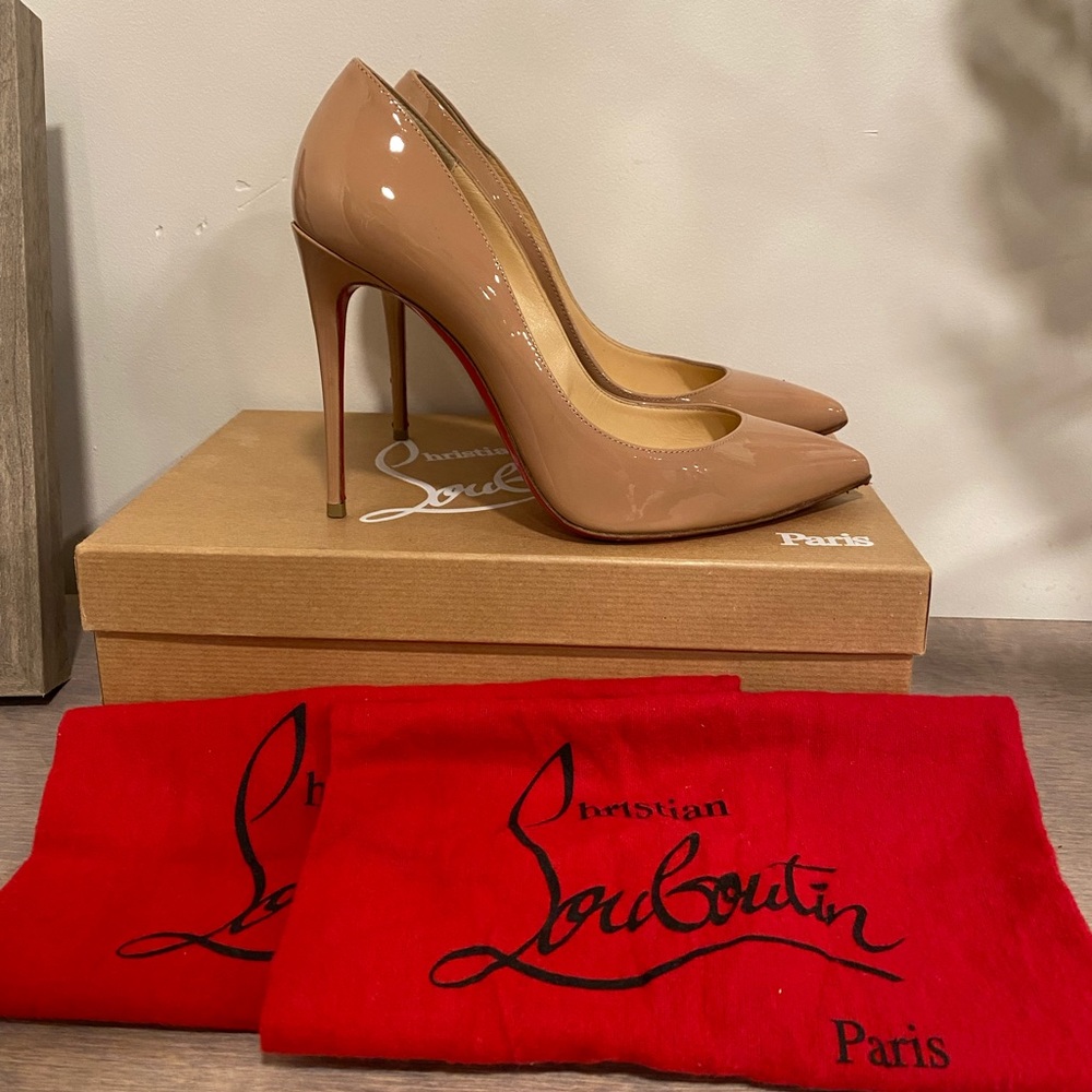 Pigalle Follies Pointed Toe Pump
CHRISTIAN LOUBOUTIN